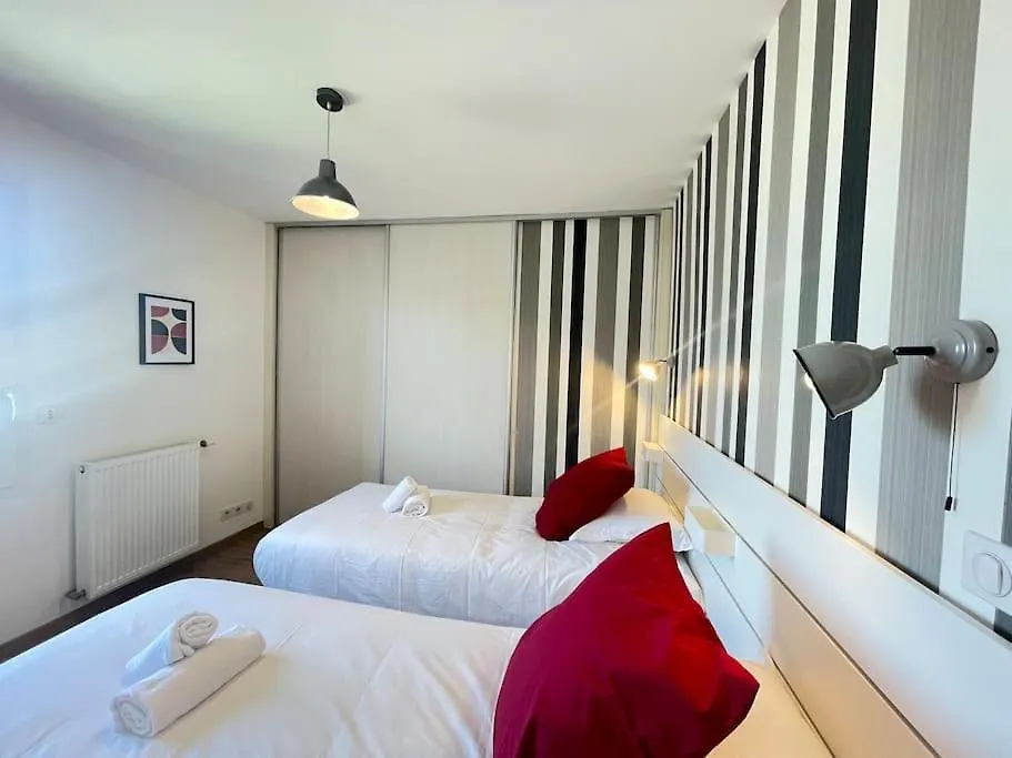 Apartamento L'Urban - Parc, Centre, Parking & Balcon Avec Vue! Annecy